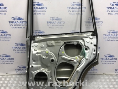 ФОТО Дверь задняя правая для Toyota Land Cruiser Prado 120 Киев