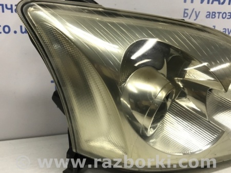 ФОТО Фара правая галоген для Toyota Avensis T250 (02.2003-10.2009) Киев