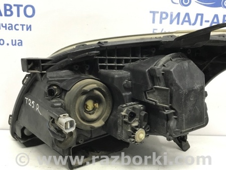 ФОТО Фара правая галоген для Toyota Avensis T250 (02.2003-10.2009) Киев