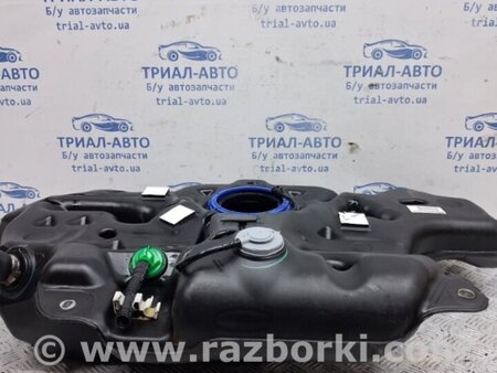 ФОТО Бак топливный пластик для Toyota Auris E150 (10.2006-11.2012) Київ