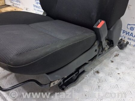 ФОТО Сиденье переднее правое для Mazda 3 BK (2003-2009) (I) Київ