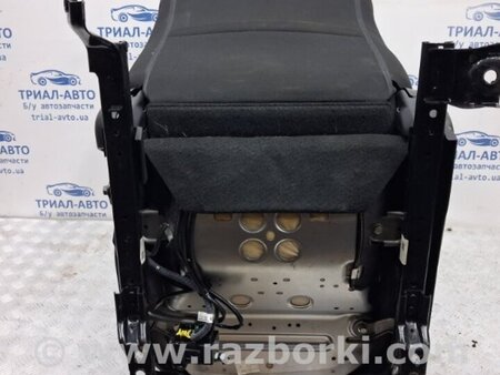 ФОТО Сиденье переднее правое для Mazda 3 BK (2003-2009) (I) Київ