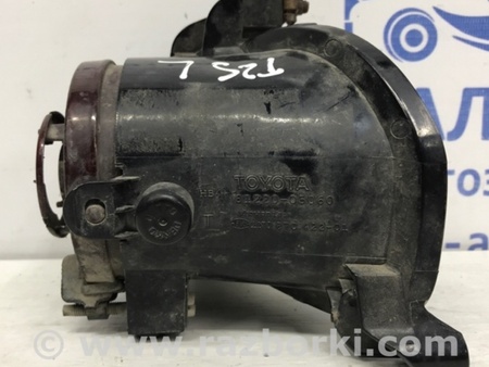 ФОТО Фара противотуманная левая для Toyota Avensis T250 (02.2003-10.2009) Київ