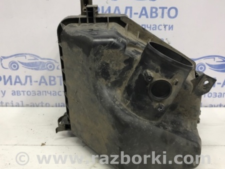 ФОТО Корпус воздушного фильтра для Toyota RAV-4 (05-12) Киев