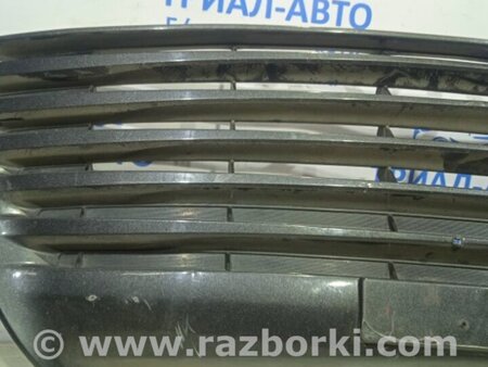 ФОТО Решетка бампера центральная для Toyota Camry 50 XV55 (04.2014-07.2018)  Киев