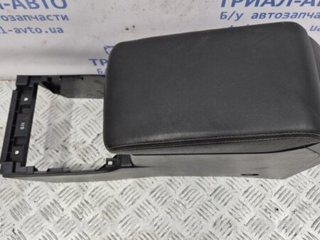 ФОТО Подлокотник для Subaru Outback BS (14-21) Киев