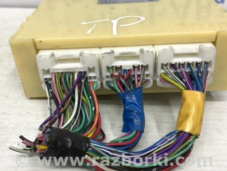 ФОТО Блок комфорта для Toyota Land Cruiser Prado 120 Киев