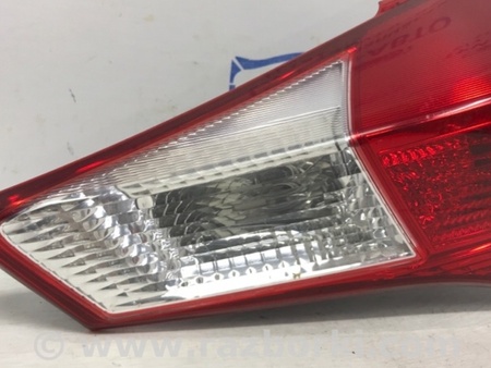 ФОТО Фонарь задний внутренний правый для Toyota RAV-4 (15-18) Киев