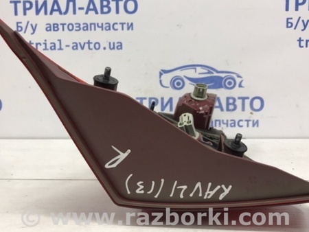 ФОТО Фонарь задний внутренний правый для Toyota RAV-4 (15-18) Киев