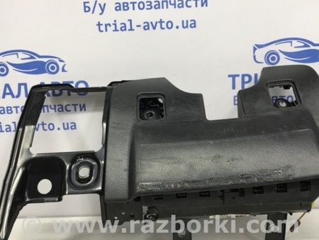 ФОТО подушка в колени для Toyota Avensis T250 (02.2003-10.2009) Київ