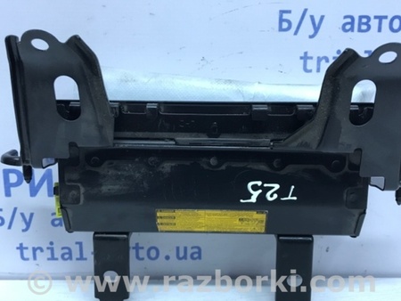 ФОТО подушка в колени для Toyota Avensis T250 (02.2003-10.2009) Київ