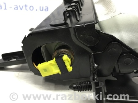 ФОТО подушка в колени для Toyota Avensis T250 (02.2003-10.2009) Київ