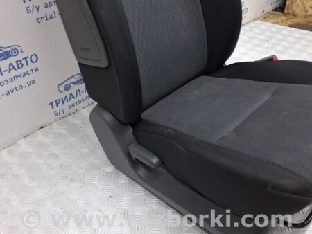 ФОТО Сиденье переднее правое для Suzuki SX4 Київ