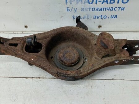 ФОТО Рычаг задней подвески нижний поперечный (под пружину) для Mazda 6 GH (2008-...) Киев