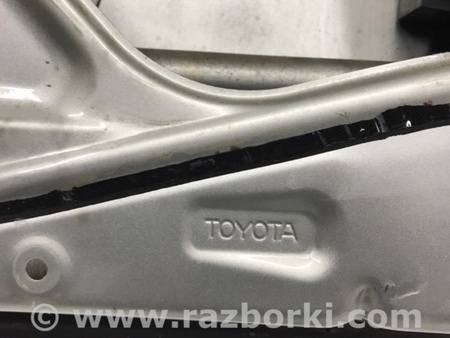 ФОТО Дверь передняя правая для Toyota Avensis T250 (02.2003-10.2009) Киев