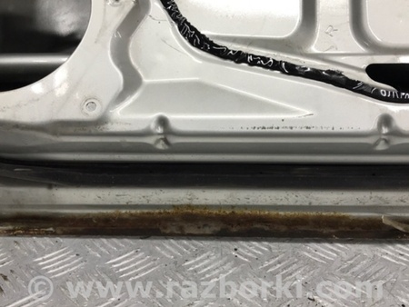 ФОТО Дверь передняя правая для Toyota Avensis T250 (02.2003-10.2009) Киев