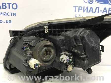ФОТО Фара правая галоген для Toyota Avensis T250 (02.2003-10.2009) Киев