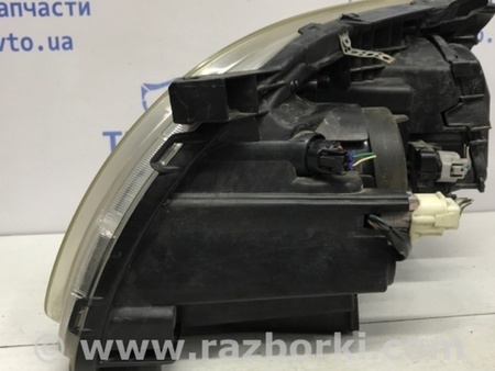 ФОТО Фара правая галоген для Toyota Avensis T250 (02.2003-10.2009) Киев