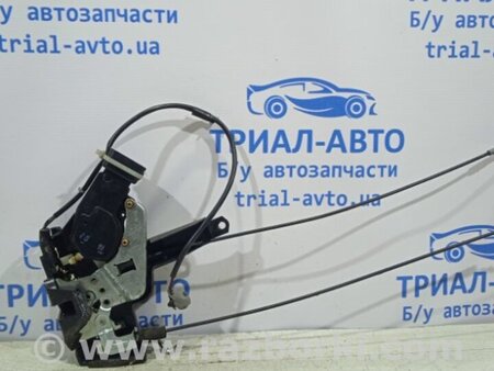 ФОТО Замок двери передний правый для Toyota Land Cruiser 100 Киев