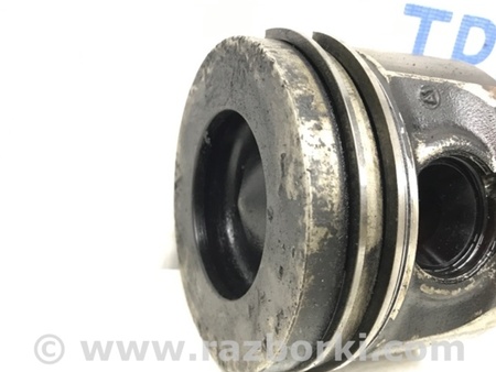 ФОТО Поршень с шатуном для Toyota Avensis T270 (10.2008-12.2012) Київ