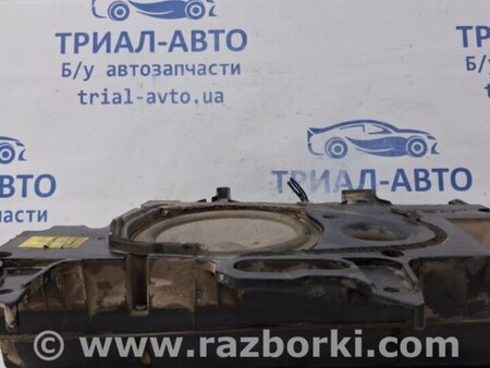 ФОТО Сабвуфер для Toyota Land Cruiser Prado 120 Киев