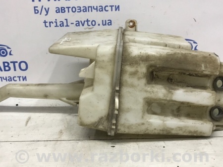 ФОТО Бачок омывателя для Toyota Avensis T250 (02.2003-10.2009) Киев