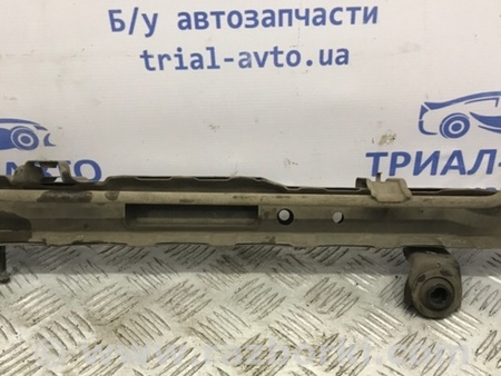 ФОТО Панель передняя верхняя планка для Toyota RAV-4 (05-12) Київ