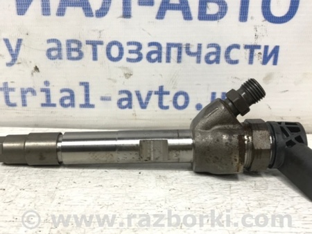 ФОТО Форсунка топливная для Toyota Avensis T270 (10.2008-12.2012) Киев