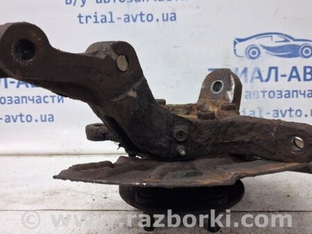 ФОТО Кулак поворотный правый со ступицей для Suzuki Grand Vitara Київ