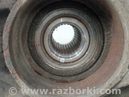 ФОТО Кулак поворотный левый со ступицей для KIA Sportage SL (2010-2015) Киев