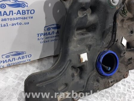 ФОТО Бак топливный пластик для Toyota Avensis T270 (10.2008-12.2012) Киев