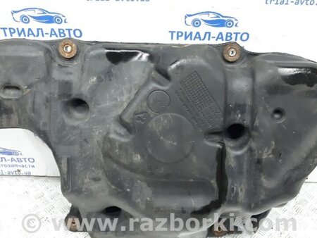 ФОТО Бак топливный пластик для Toyota Avensis T270 (10.2008-12.2012) Киев