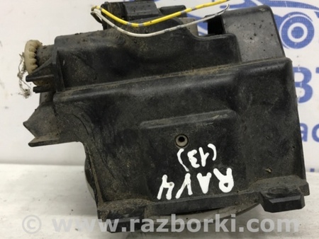 ФОТО Фара противотуманная левая для Toyota RAV-4 (15-18) Киев