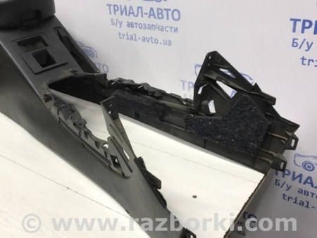 ФОТО Подлокотник для Toyota RAV-4 (05-12) Київ