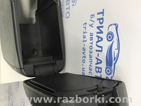 ФОТО Подлокотник для Toyota RAV-4 (05-12) Київ