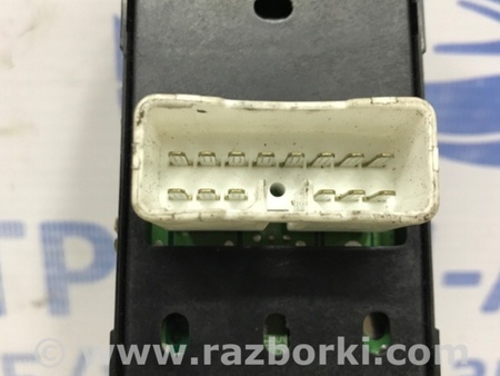 ФОТО Блок управления стеклоподъемниками для Hyundai Santa Fe CM (05-12) Киев