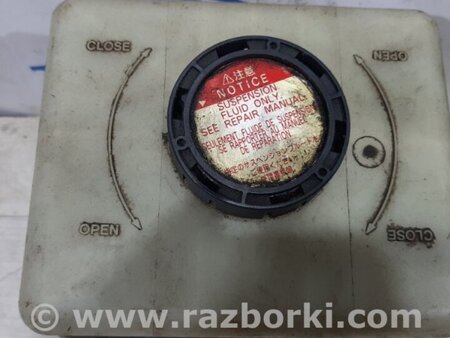 ФОТО Бачок подкачки амортизатора для Toyota Land Cruiser 100 Київ