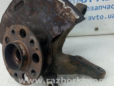 ФОТО Кулак поворотный правый со ступицей для SsangYong Korando Киев