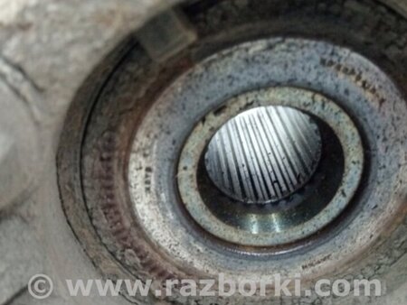 ФОТО Кулак поворотный правый со ступицей для Toyota RAV-4 (05-12) Київ