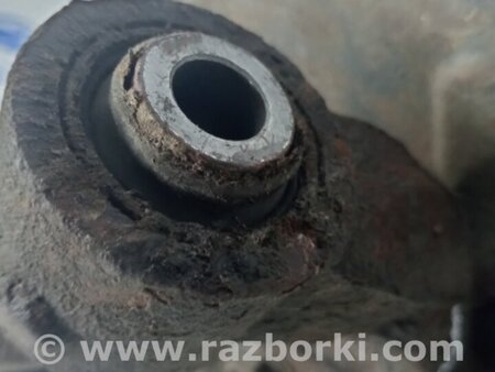 ФОТО Цапфа задняя левая со ступицей для Suzuki Grand Vitara Київ