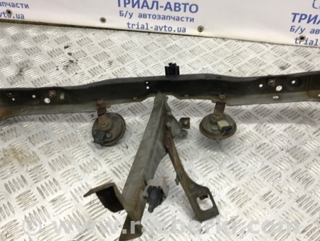 ФОТО Панель передняя верхняя планка для Toyota Avensis T250 (02.2003-10.2009) Киев