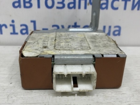 ФОТО Блок управления центральным замком для Toyota Land Cruiser 100 Київ