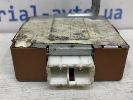 ФОТО Блок управления для Toyota Land Cruiser 100 Киев