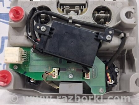 ФОТО Плафон передний для Toyota RAV-4 (15-18) Киев