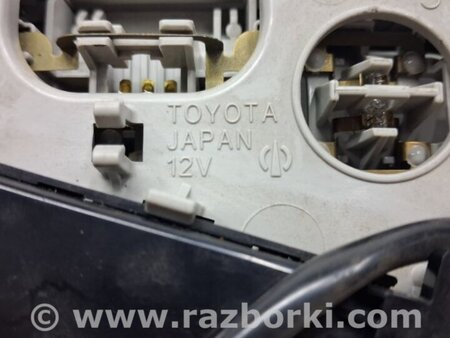 ФОТО Плафон передний для Toyota RAV-4 (15-18) Киев