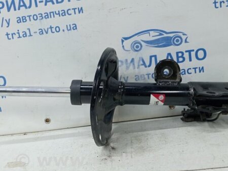 ФОТО Амортизатор передний правый для Toyota RAV-4 (05-12) Київ
