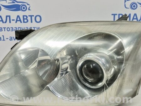 ФОТО Фара левая галоген для Toyota Avensis T250 (02.2003-10.2009) Киев