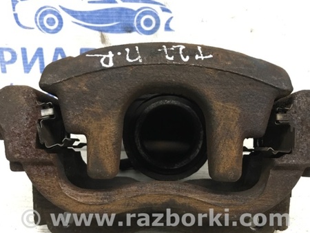 ФОТО Суппорт передний правый для Toyota Avensis T270 (10.2008-12.2012) Киев