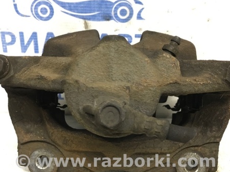 ФОТО Суппорт передний правый для Toyota Avensis T270 (10.2008-12.2012) Киев