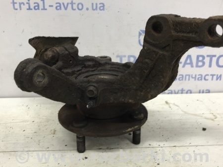 ФОТО Кулак поворотный правый со ступицей для Nissan Tiida/Versa C11 Киев